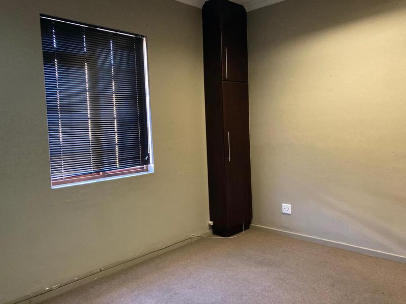 To Let Commercial Property for Rent in Mill Park Eastern Cape